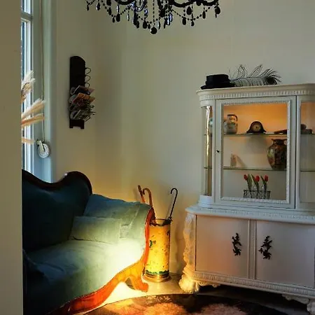 Lucia Bed & Breakfast *