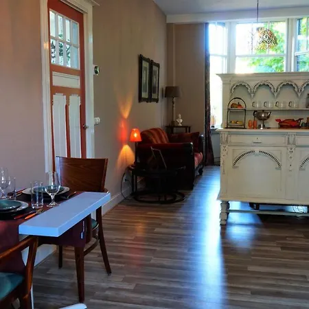 Lucia Bed & Breakfast
