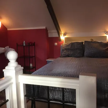 Lucia Bed & Breakfast *